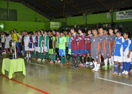 Aral Moreira abre 6ª Copa Independência de Futsal e Vôlei