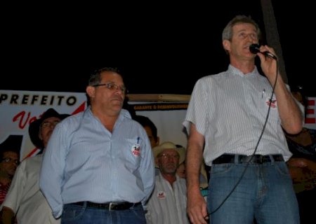Edson de David e Eugenio Freire realizam primeiro comício de campanha