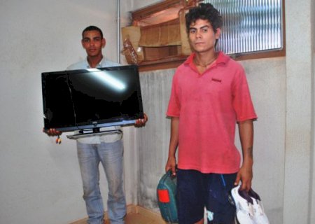 Policia Civil prende dois acusados de praticar vários furtos na cidade