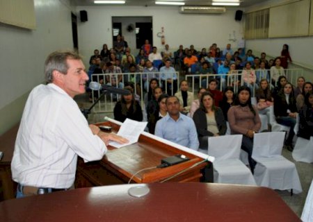 Prefeitura lança o Pacto pela Alfabetização na Idade Certa em Aral Moreira