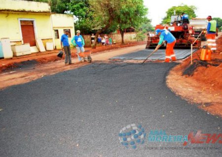 Bairro São Bernardo começa a receber pavimento