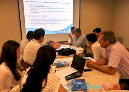 Edson de David se reúne com Marun para sanar dúvidas e discutir construção de mais 250 casas em Aral Moreira