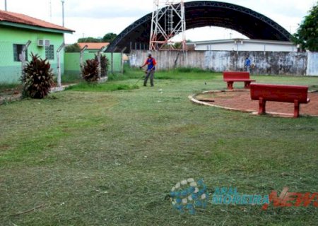 Secretaria de obras leva serviços ao distrito de Vila Marques