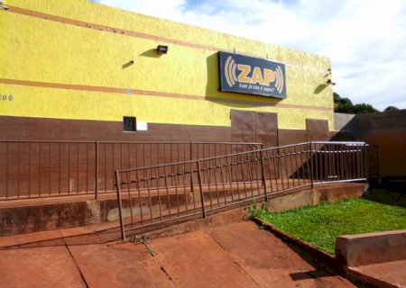 Cantora Nadielly Lobato se apresenta neste sábado na Zap