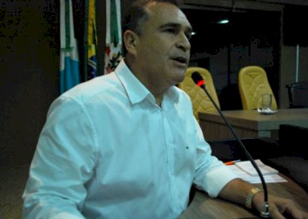 Na tribuna, Osmar Amaral exalta visita do deputado Flávio Kayatt e destaca parceria junto ao município