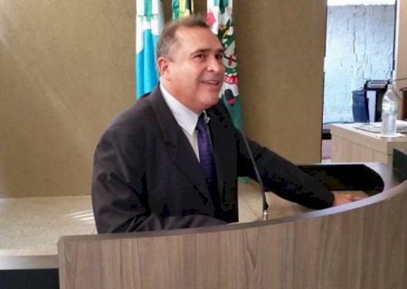 Osmar Amaral tomou posse no Legislativo Municipal