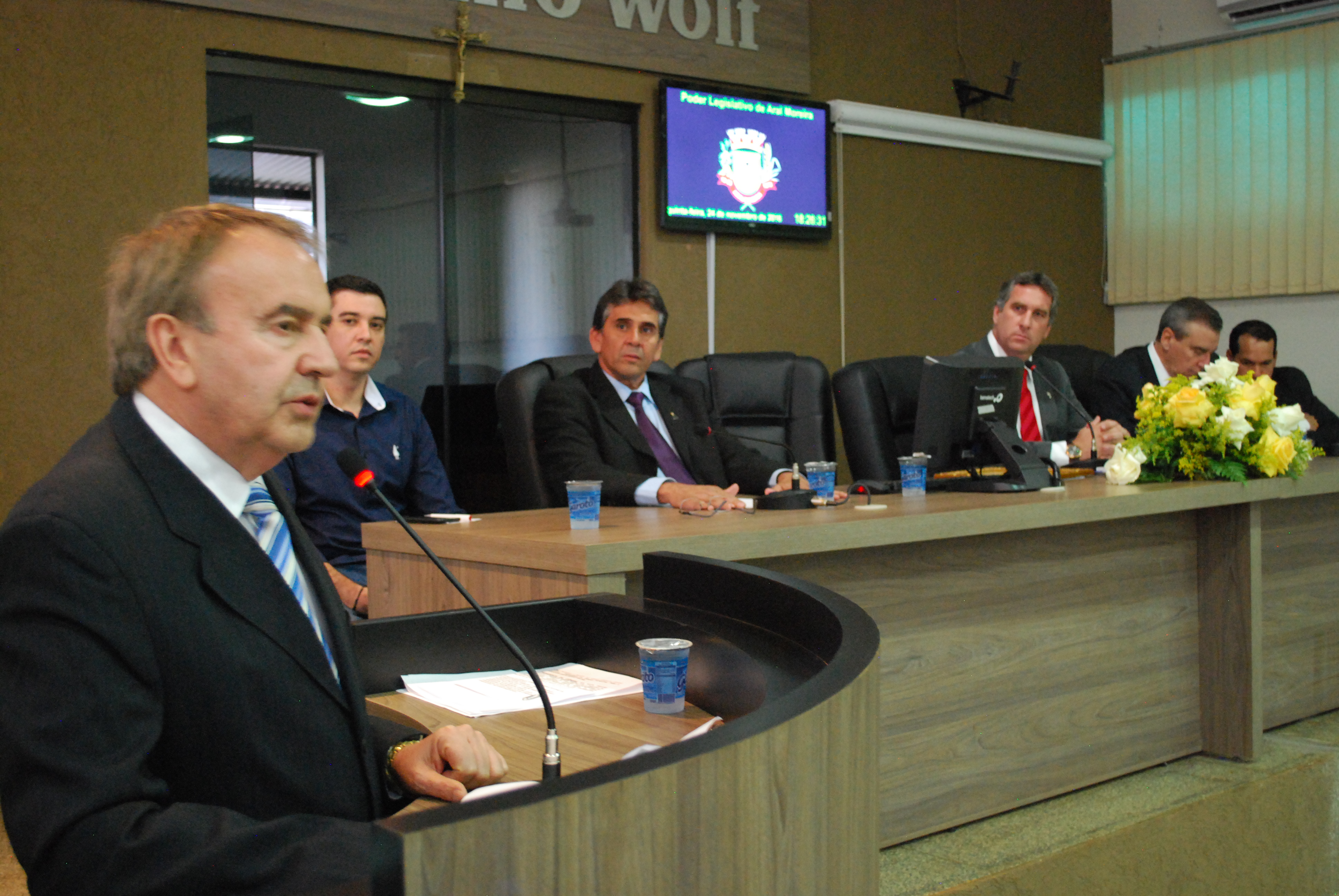Diretor-presidente da Lar, Irineo durante seu pronunciamento na tribuna da Casa de Leis.