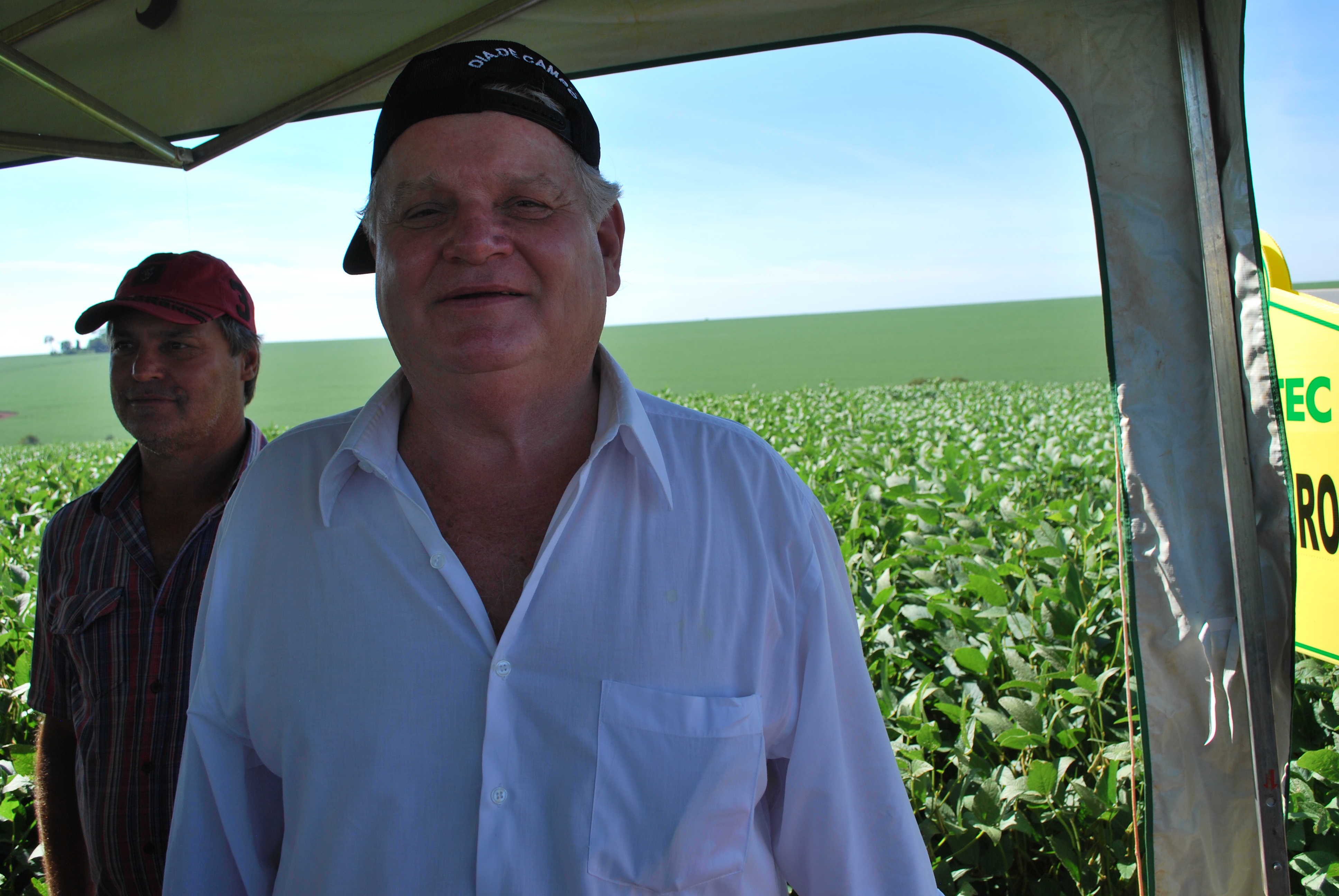O produtor rural Erval Sajovic destacou a import&acirc;ncia do Dia de Campo na capacita&ccedil;&atilde;o dos produtores. (Foto: Joelso Gon&ccedil;alves/ Not&iacute;cias do MS). 
