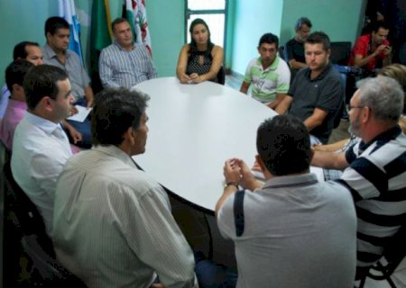 Vereadores acompanham visita de Geraldo Resende em Aral Moreira