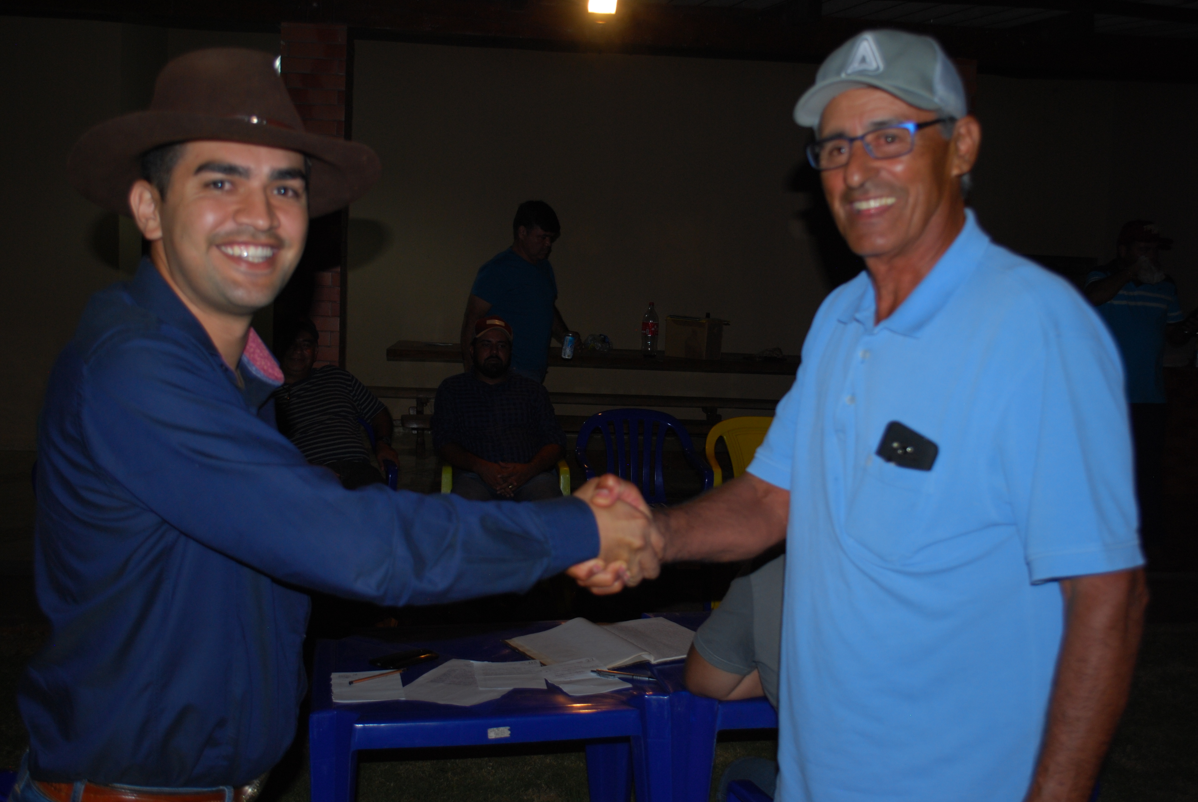 Ex-patr&atilde;o do Olinto, Thiago Blando e o atual Jo&atilde;o Marques. 