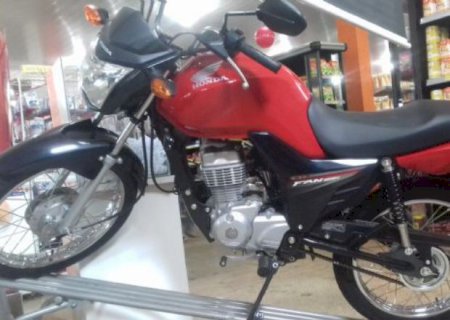 Supermercado Kadema sorteia moto zero km neste sábado em Aral Moreira