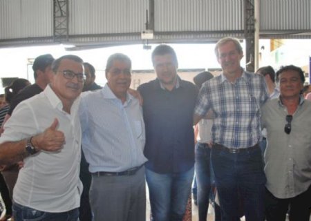 Lideranças de Aral Moreira participam de encontro do MDB em Ponta Porã
