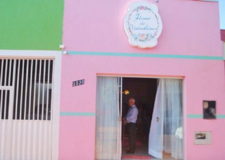 Loja Flores de Valenthina Mimos e Decorações é inaugurada em Aral Moreira com sucesso