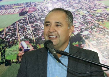 Prefeito Alexandrino Garcia tem 70,44% de aprovação da administração na avaliação dos Aralmoreirenses