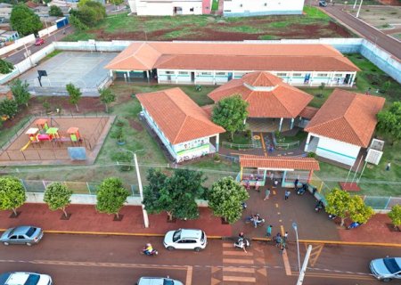 Escola Professora Aracy Wider vai ganhar quadra coberta com apoio do deputado Beto Pereira